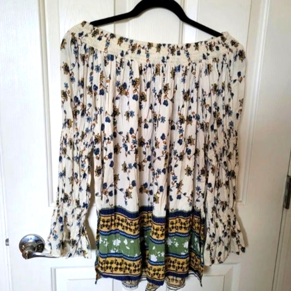 Lola P Women's Long Sleeve/Off Shoulder